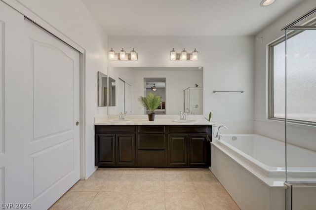 6221 Canterbury Field Road, Las Vegas, NV 89113