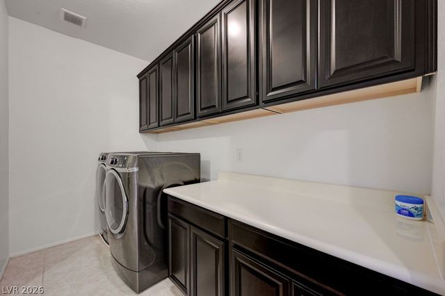 6221 Canterbury Field Road, Las Vegas, NV 89113