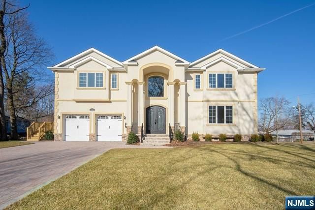 223 Hillcrest Drive, Paramus, NJ 07652