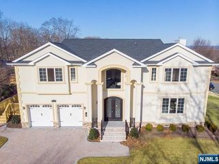 223 Hillcrest Drive, Paramus, NJ 07652