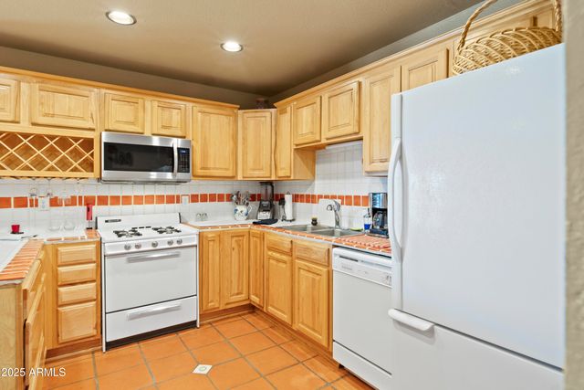 48236 N 519TH Avenue, Aguila, AZ 85320