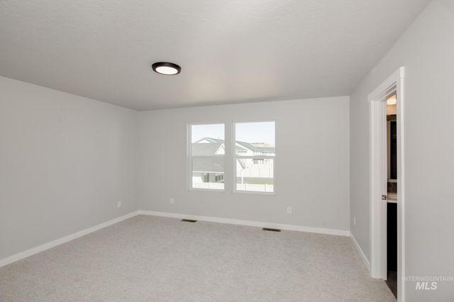 4953 S Amorita Ave, Meridian, ID 83642