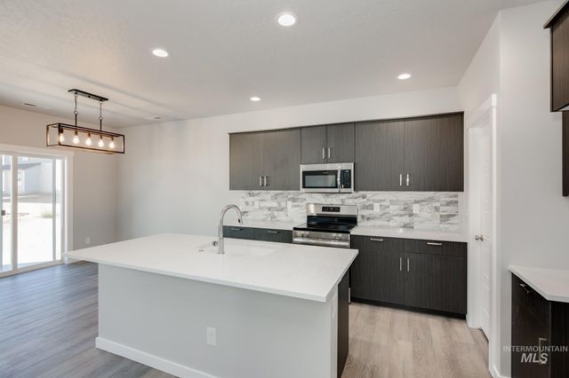 4953 S Amorita Ave, Meridian, ID 83642