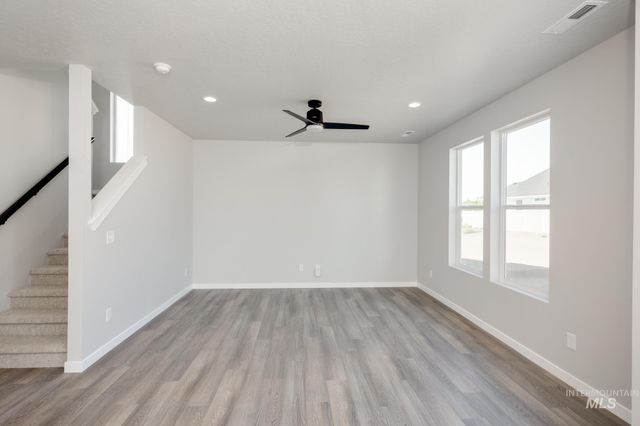 4953 S Amorita Ave, Meridian, ID 83642