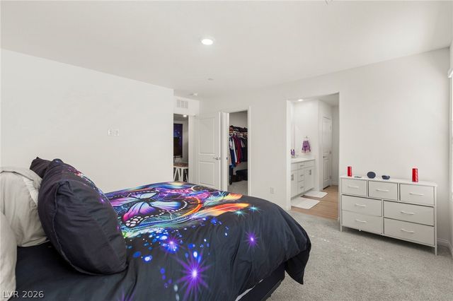 9998 Ullom Drive, Las Vegas, NV 89141