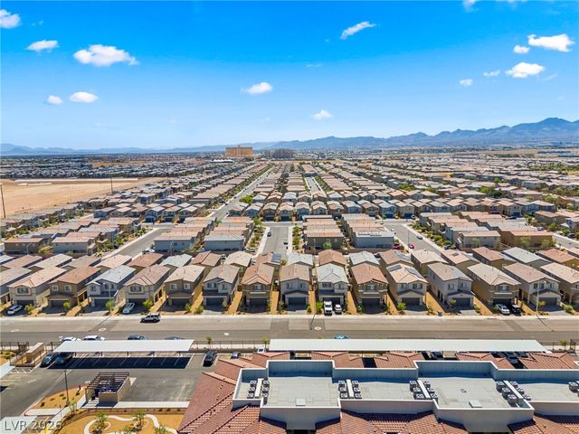9998 Ullom Drive, Las Vegas, NV 89141