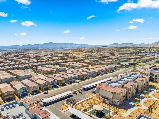 9998 Ullom Drive, Las Vegas, NV 89141