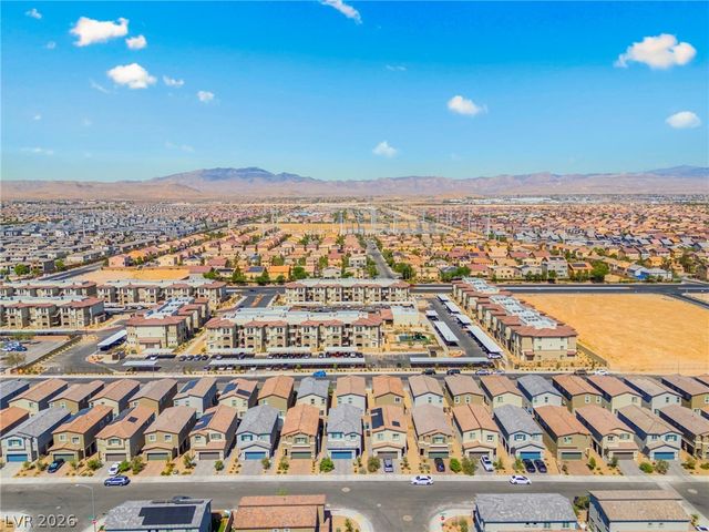 9998 Ullom Drive, Las Vegas, NV 89141