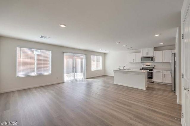 9998 Ullom Drive, Las Vegas, NV 89141