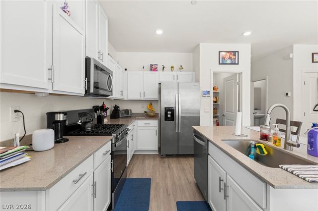 9998 Ullom Drive, Las Vegas, NV 89141