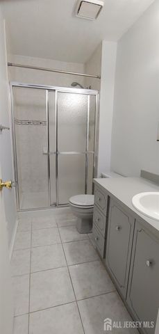 161 Penn Court, Old Bridge, NJ 07747