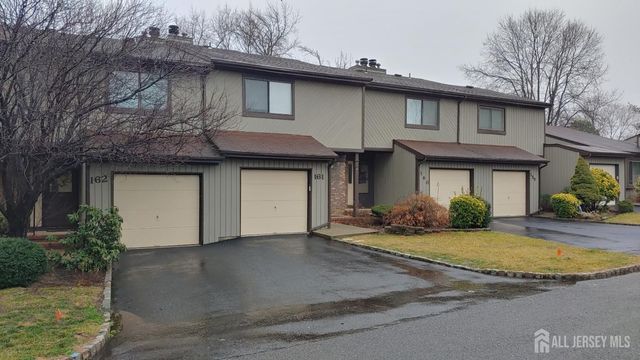 161 Penn Court, Old Bridge, NJ 07747