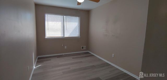 161 Penn Court, Old Bridge, NJ 07747