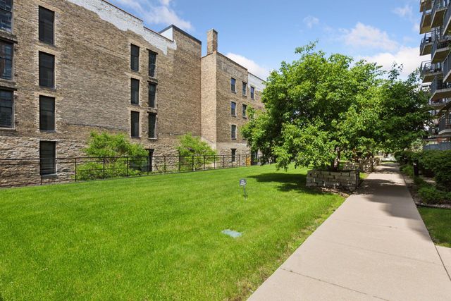 730 4th Street 206, Minneapolis, MN 55401