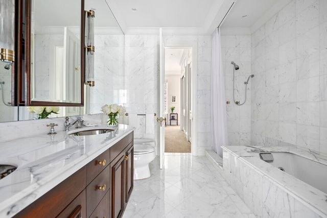 15 SUTTON Place, New York City, NY 10022