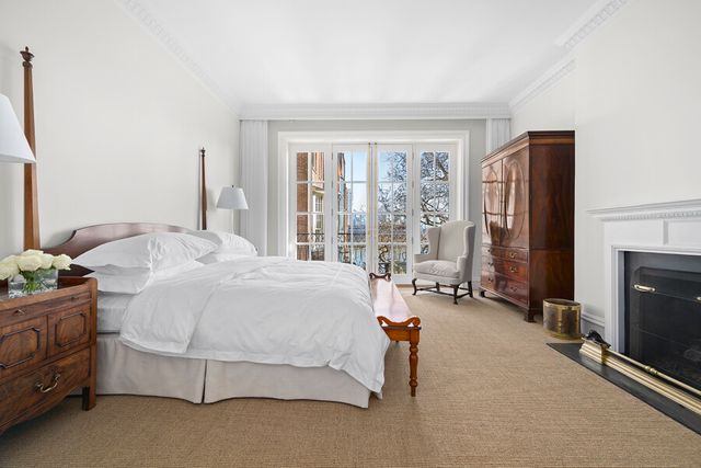 15 SUTTON Place, New York City, NY 10022