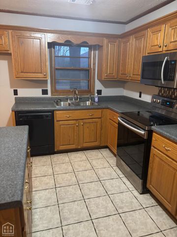 910 Oakland Drive, Jonesboro, AR 72404