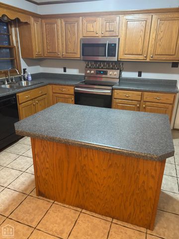 910 Oakland Drive, Jonesboro, AR 72404