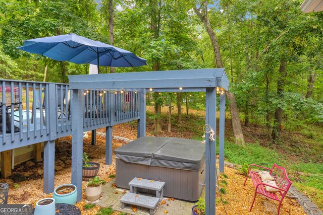 26 Chief Lane, Hartwell, GA 30643