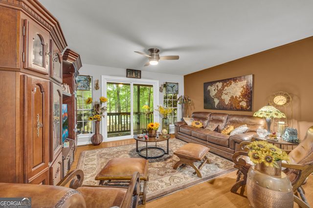 26 Chief Lane, Hartwell, GA 30643
