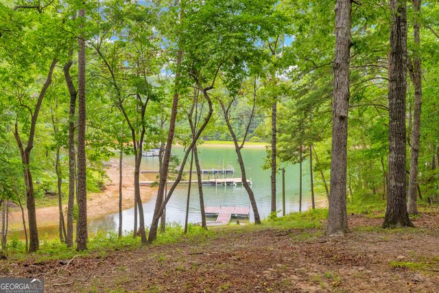 26 Chief Lane, Hartwell, GA 30643