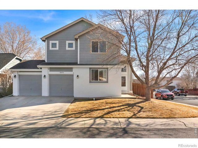 10473 Sunburst Avenue, Longmont, CO 80504
