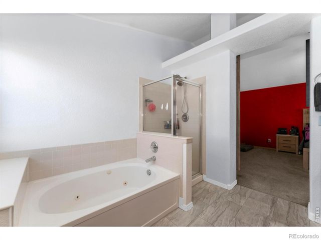 10473 Sunburst Avenue, Longmont, CO 80504