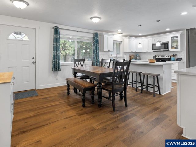 4266 Palestine Av NW, Albany, OR 97321