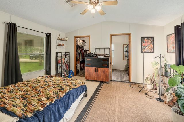 288 The Forest RD, Dale, TX 78616
