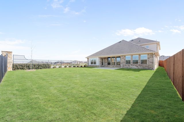 1143 Dove Haven Drive, Justin, TX 76247