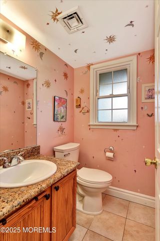 16 Locksley Lane, Manalapan, NJ 07726