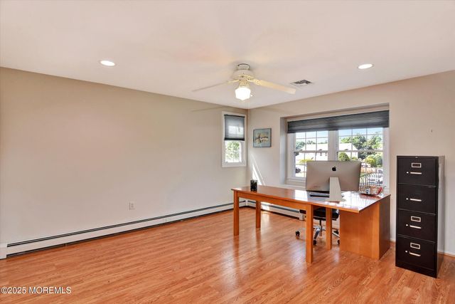 16 Locksley Lane, Manalapan, NJ 07726