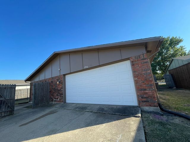 4916 N Colony Boulevard, The Colony, TX 75056