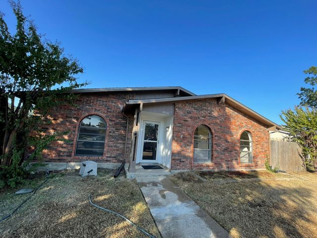 4916 N Colony Boulevard, The Colony, TX 75056