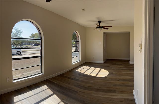 4916 N Colony Boulevard, The Colony, TX 75056