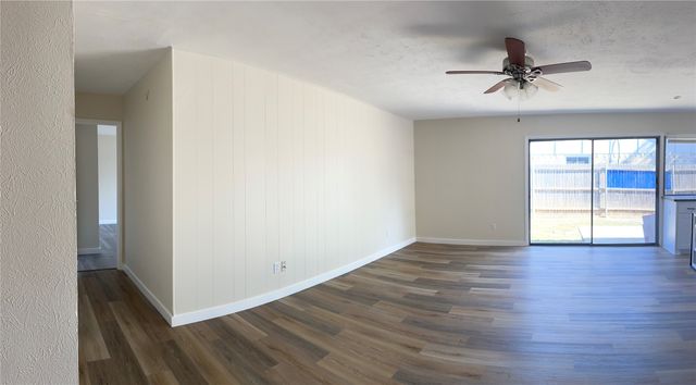 4916 N Colony Boulevard, The Colony, TX 75056