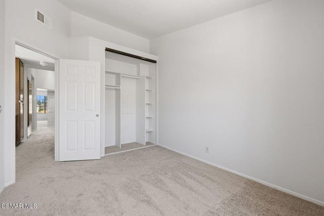 460 Country Club Drive C, Simi Valley, CA 93065