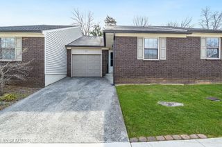 422 Amanda Circle, Knoxville, TN 37922