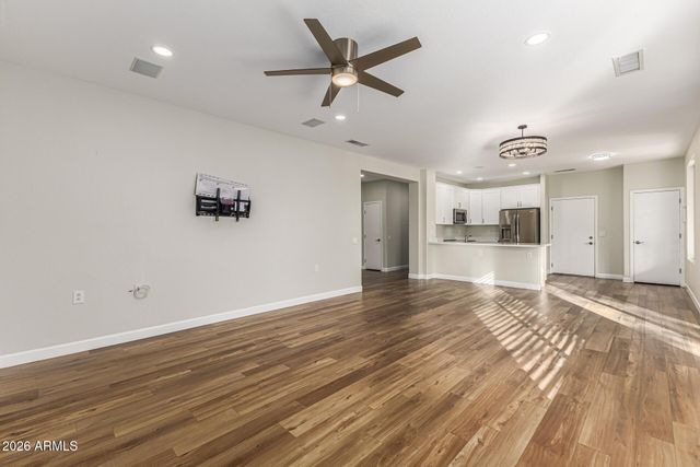 15930 W Autumn Circle, Surprise, AZ 85374