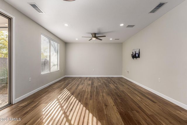 15930 W Autumn Circle, Surprise, AZ 85374