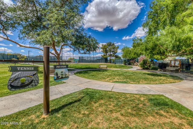 15930 W Autumn Circle, Surprise, AZ 85374