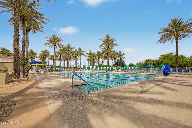 15930 W Autumn Circle, Surprise, AZ 85374