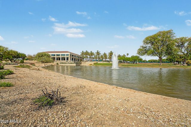 15930 W Autumn Circle, Surprise, AZ 85374