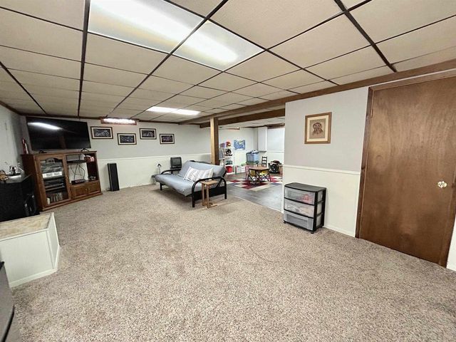 700 RAVENSWOOD COURT, Neenah, WI 54956