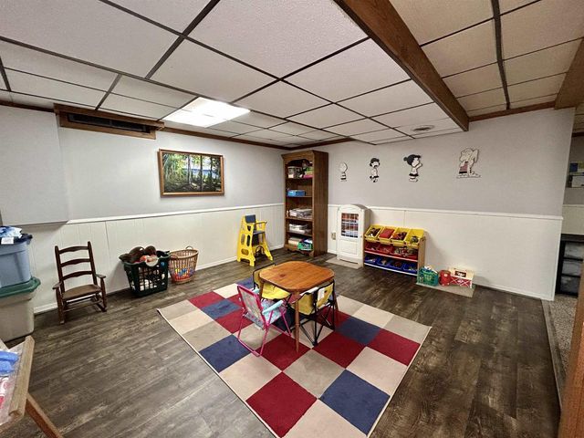 700 RAVENSWOOD COURT, Neenah, WI 54956
