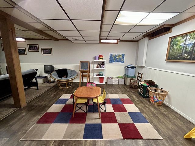 700 RAVENSWOOD COURT, Neenah, WI 54956