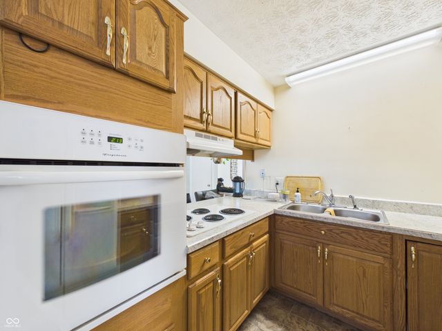 5551 Meadowood Drive, Indianapolis, IN 46224