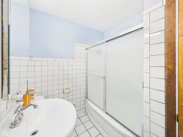 5551 Meadowood Drive, Indianapolis, IN 46224