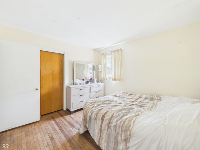 5551 Meadowood Drive, Indianapolis, IN 46224