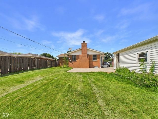 5551 Meadowood Drive, Indianapolis, IN 46224